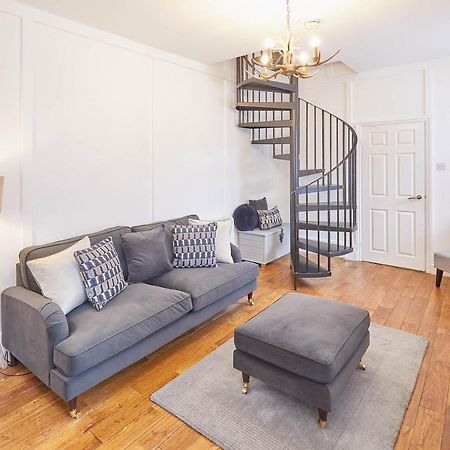 Host & Stay - Den At Westcliff Уитби Екстериор снимка